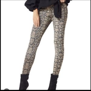 Hue leggings Brown python Size S ultra soft denim